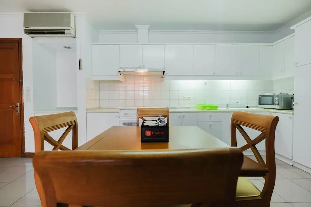 Fully Furnished and Cozy 2BR at Pondok Klub Villa Apartment