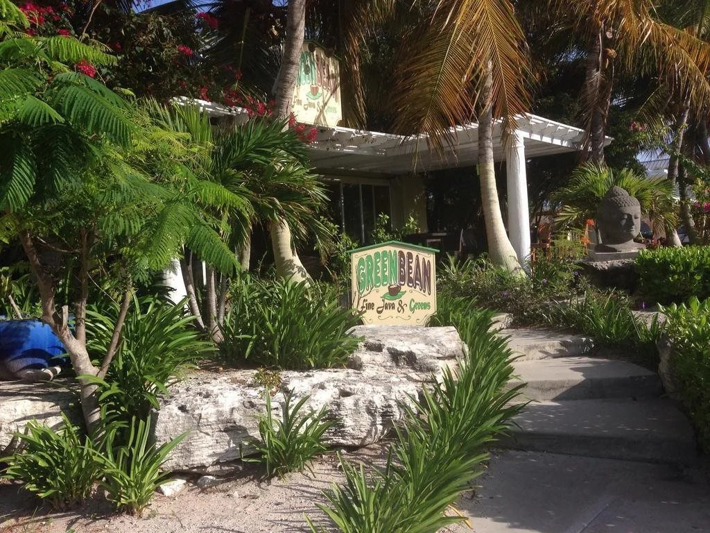 Hotel La Vista Azul
