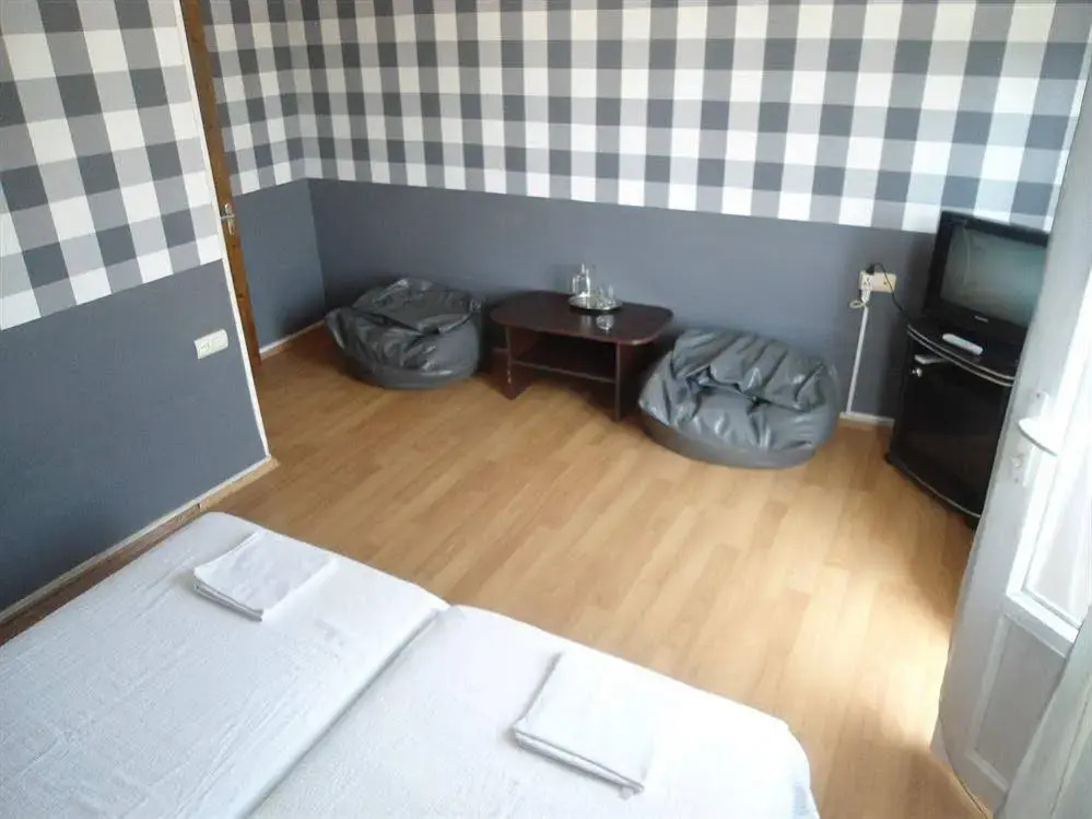 Hotel Georgia 444