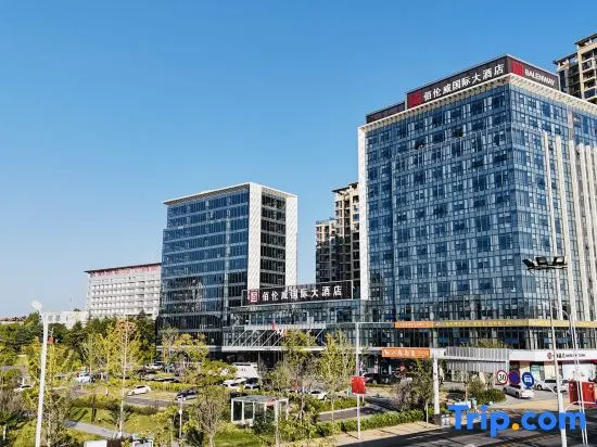 Macheng Lunwei International Hotel