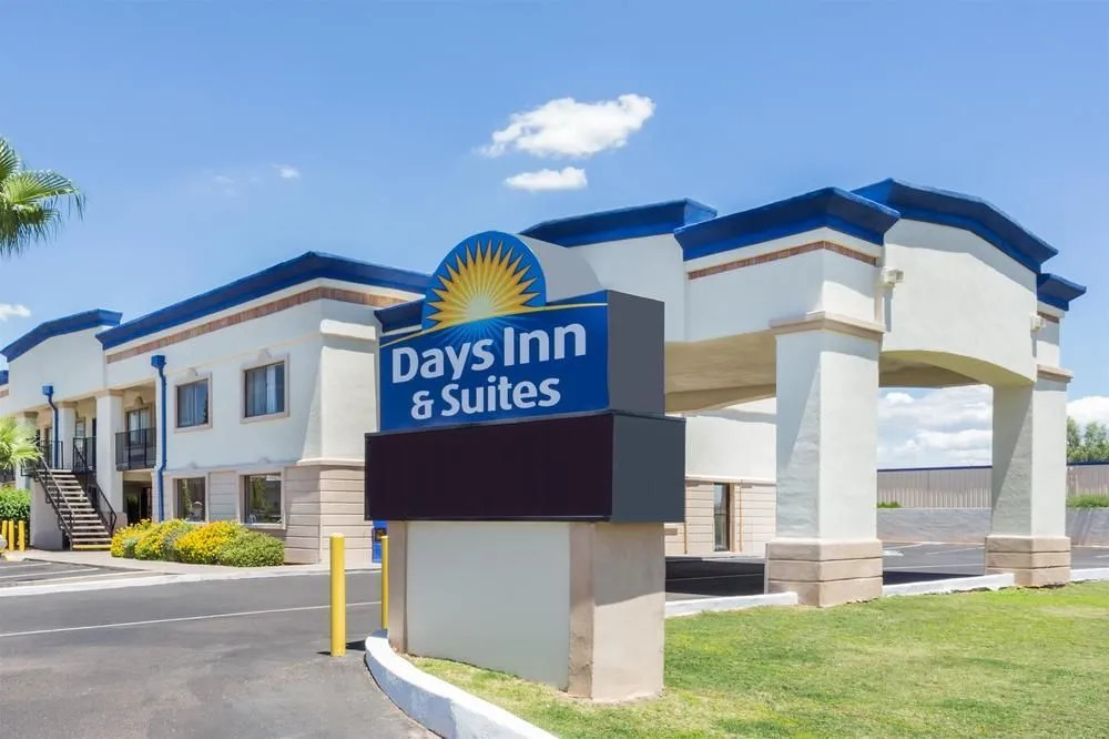Days Inn & Suites Mesa