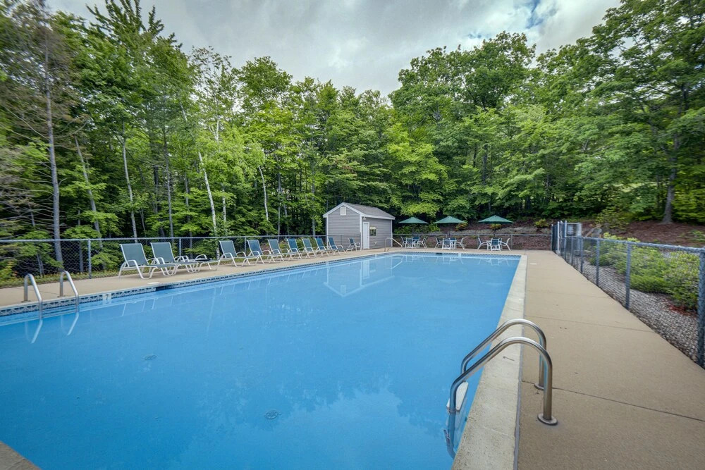 Bartlett Condo w/ Mountain View & Outdoor Pool!