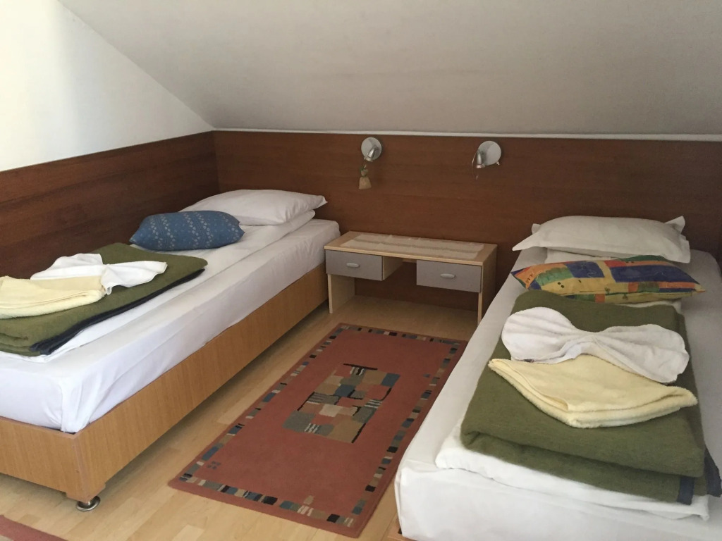 Pensiunea Buon Gusto Sibiu-motorcyle friendly,city center