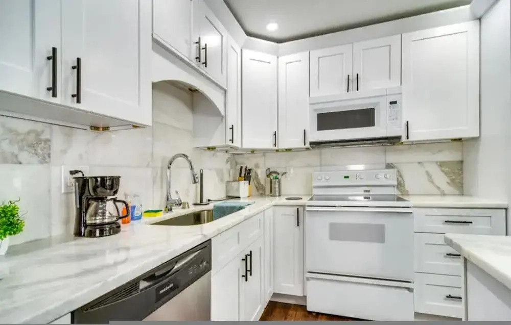 Home Close to Saint Pete Pier new Spacious