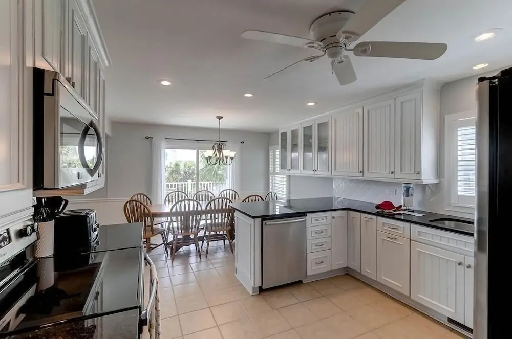 903 Ocean Boulevard