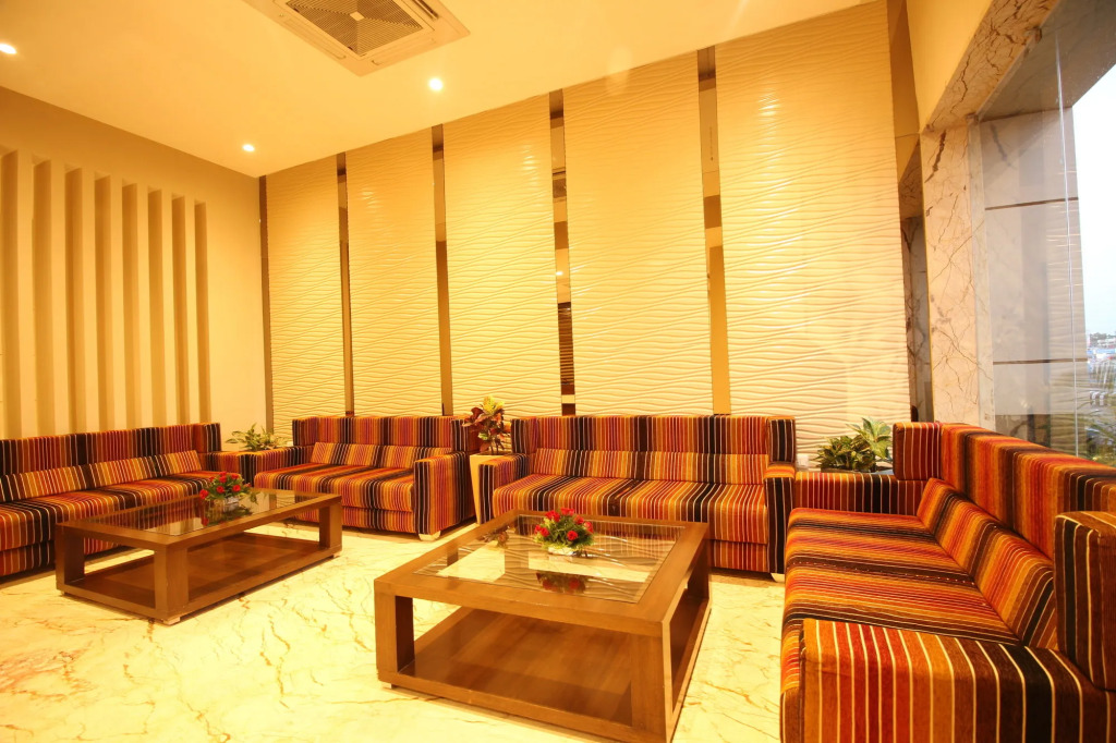 Hotel Le Roi Raipur at Raipur Railway Station