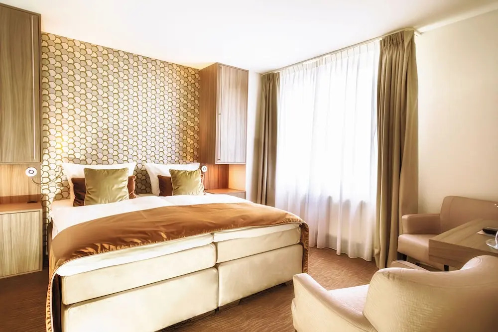 Bernsteins B&B