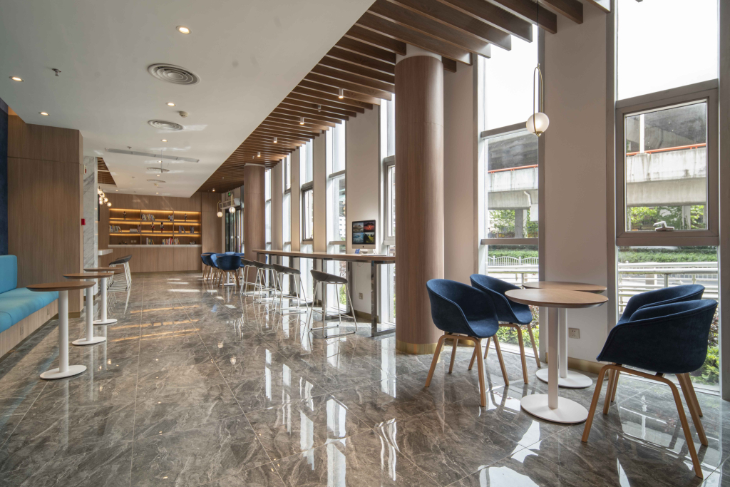Holiday Inn Express Shanghai Jinqiao Central by IHG