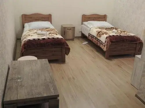 Roza Guesthouse