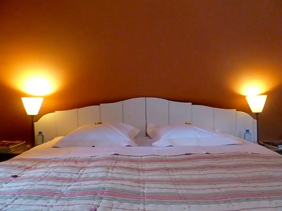 Chambre d'Hôtes Les Augustins (Parking sécurisé)