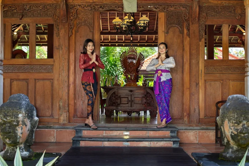 Mahe Garden Kuta Villas