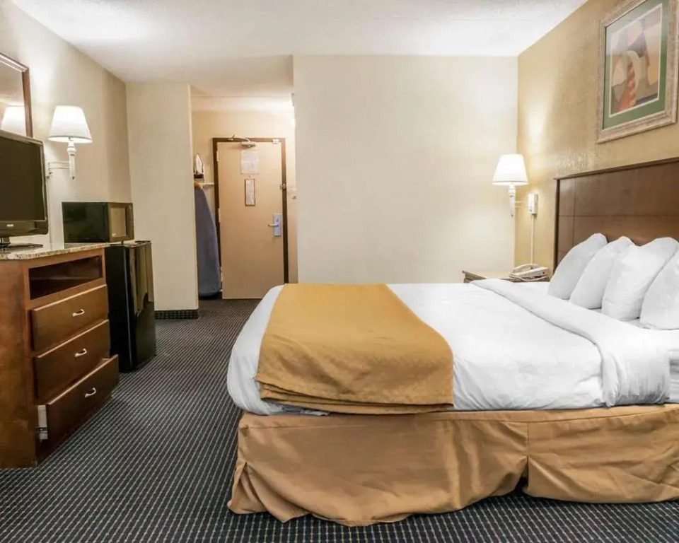 Quality Inn & Suites