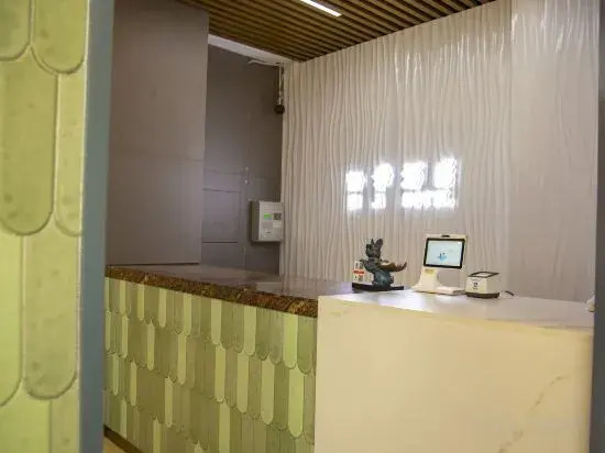 Four Seasons Hotel (Guangxi University East store in Nanning）