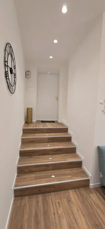 Rooms And Comfort Apartment