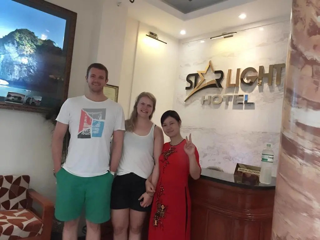 Starlight hotel Bãi Cháy