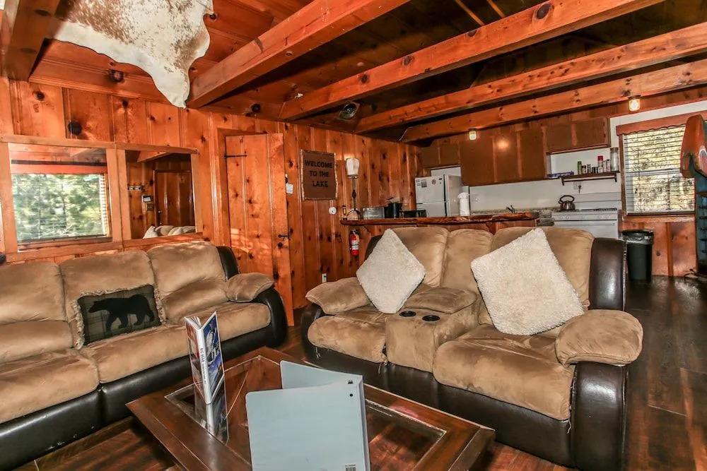 Ski Bunny Lodge