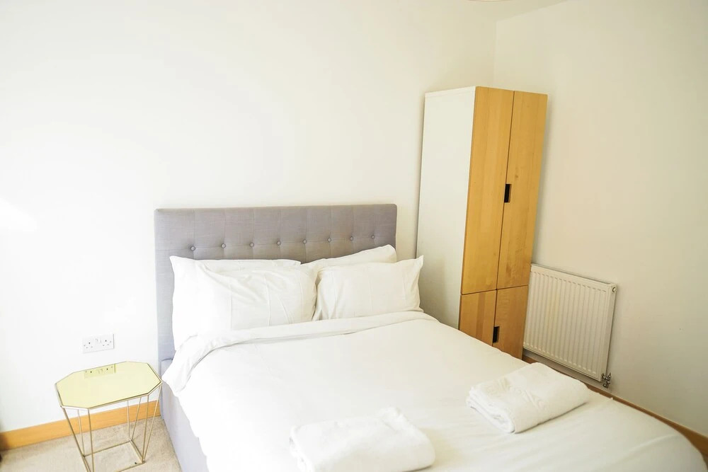 Dartford Luxury 2 Bed Apartment