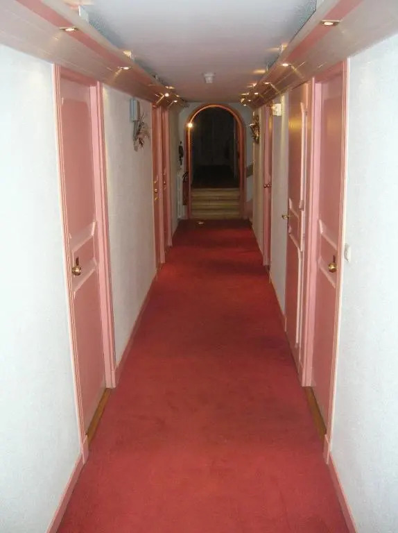 Hôtel-Restaurant "Les Rochers"