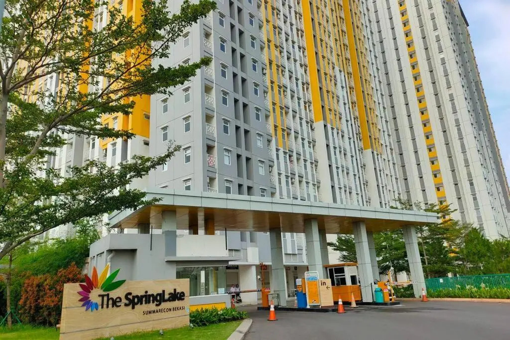 The Springlake and View Summarecon Bekasi Studio MDN Furnish and WiFi