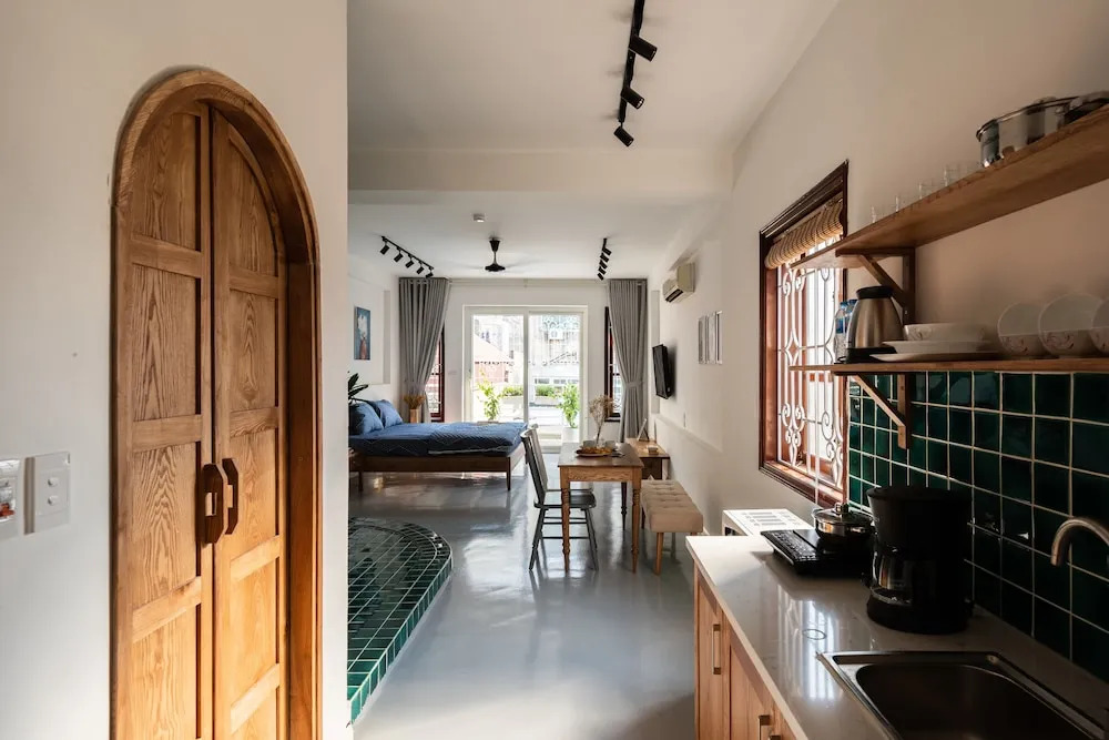 HOME KEY - Home Away From Home