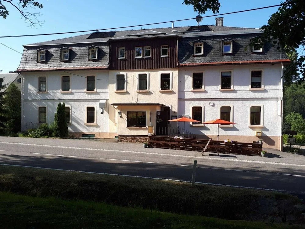 Gasthaus & Pension Schweizerhof
