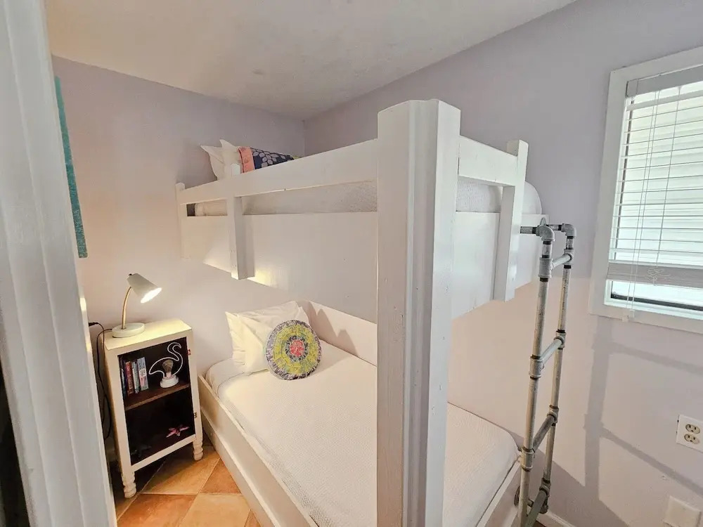 Charming 3br/2ba Boho Beach Cottage in Gulf Shores