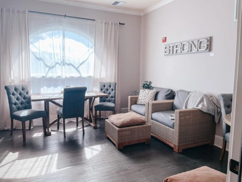 Majestic Inn and Spa