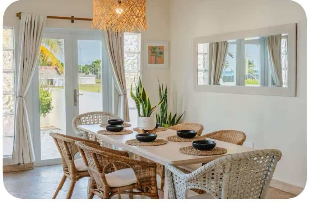 Pelegrina Beach Haus 6BR Chef Powered G SJ