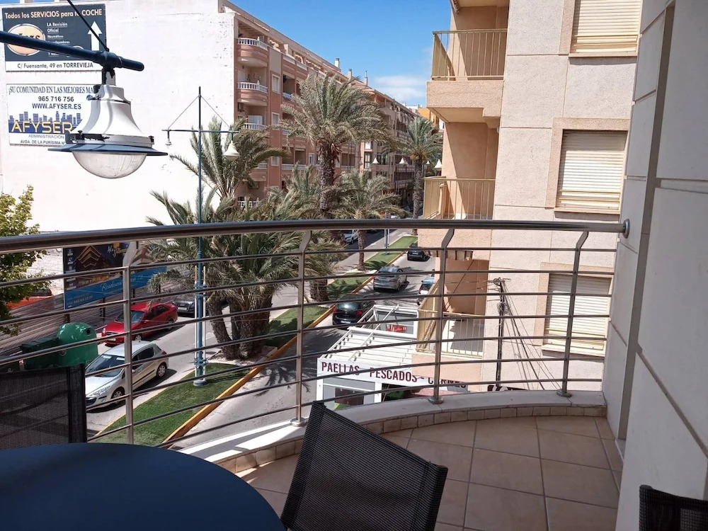 Appartment Front of Los Locos Beach - 2