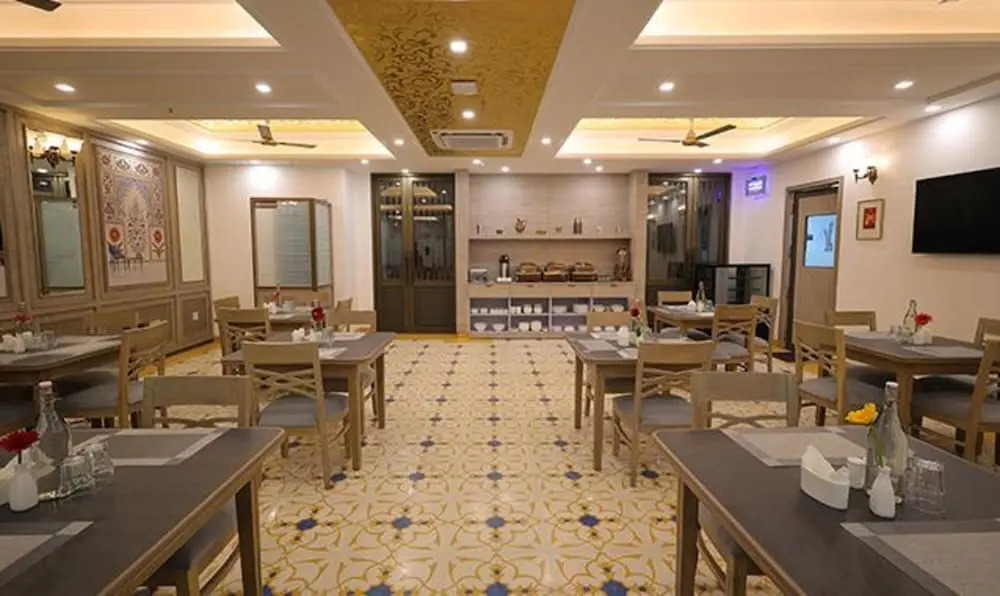 Fabhotel Prime Hampton By Ic'S