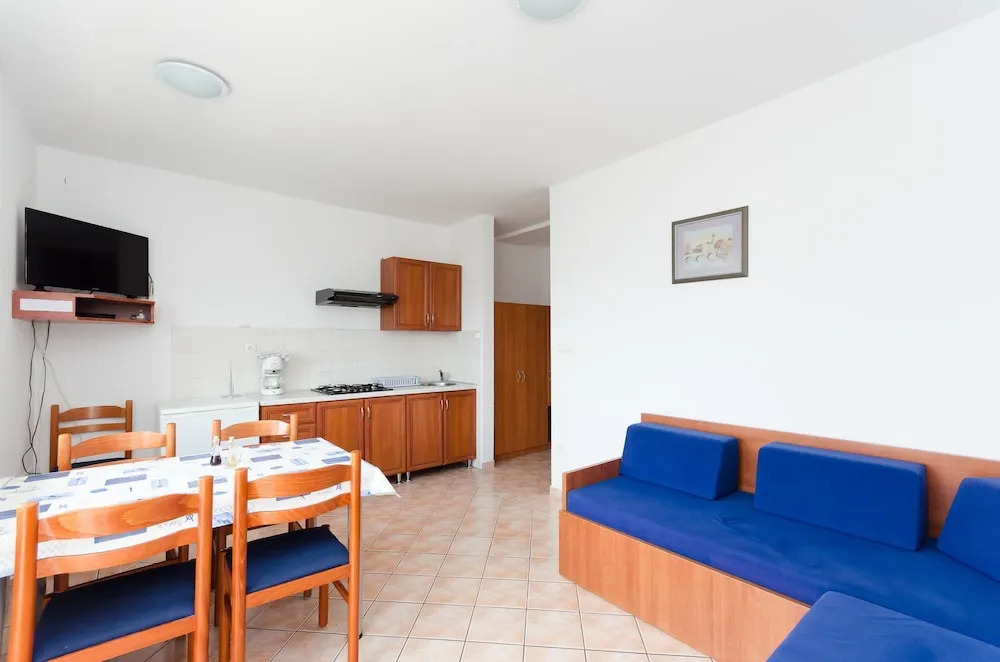 Apartments Iva