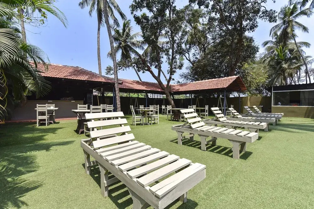 Sulit Comforts By OYO Rooms