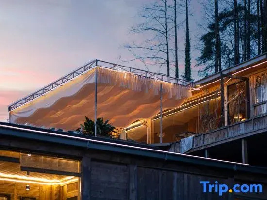 Qingcheng Mountain·Yuan.Qi Wooden House Private Tang Homestay