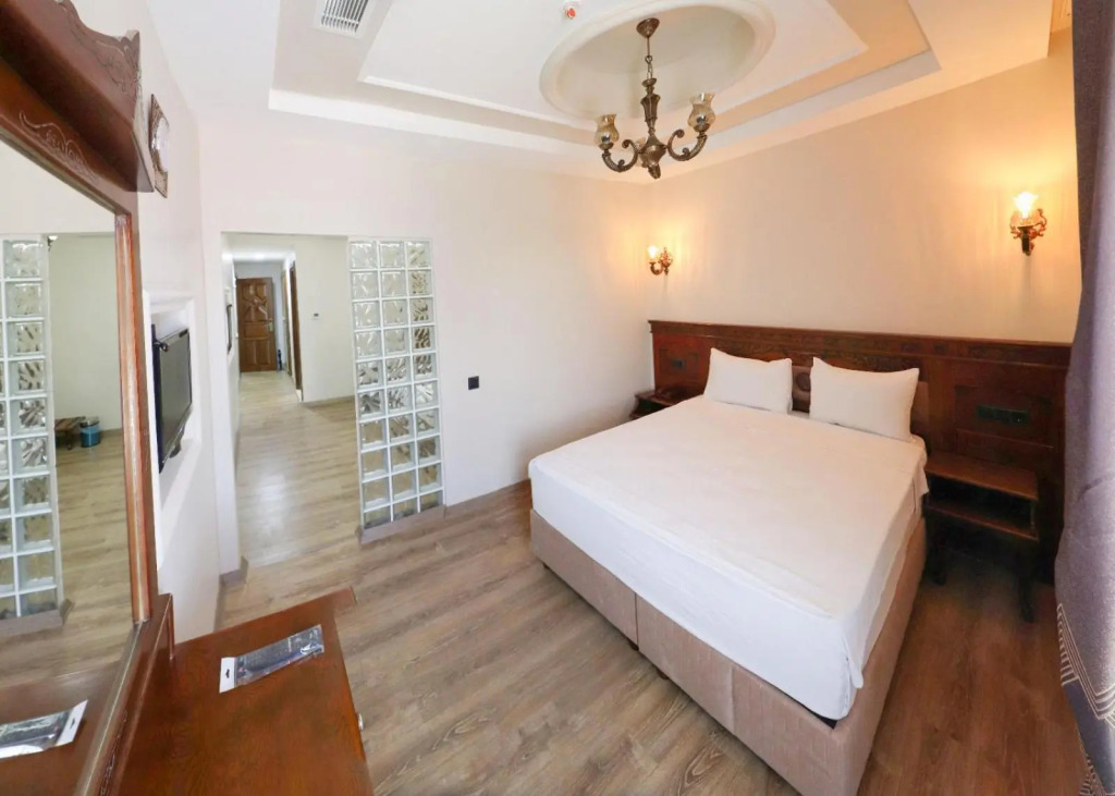 Elruha Hotel