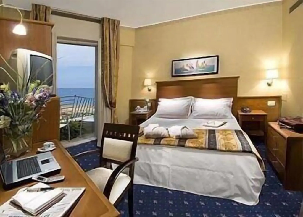 Hotel Sarti
