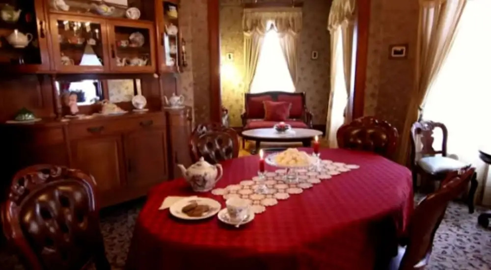 1897 Beekman House Bed and Breakfast