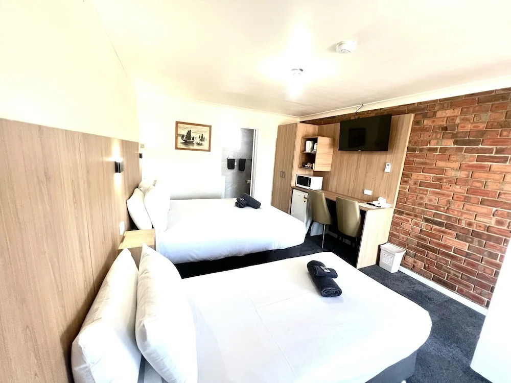 Adrian Motel