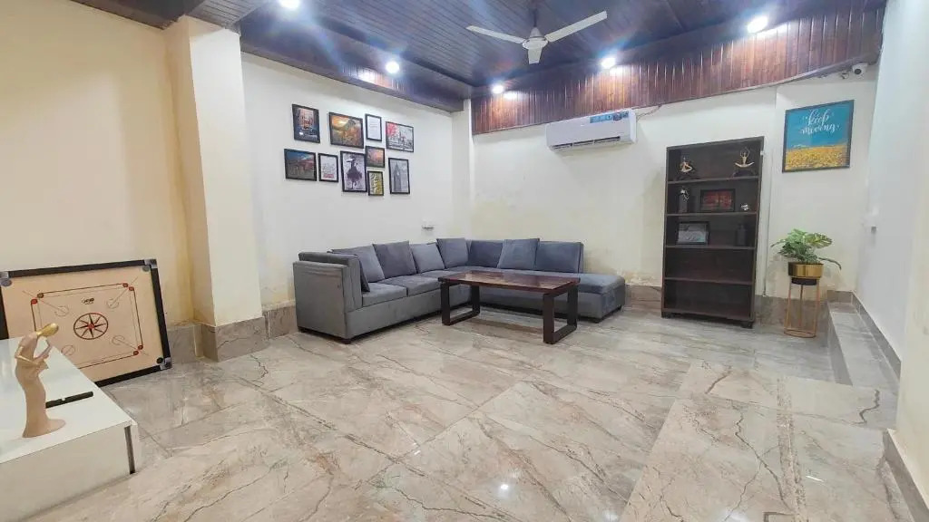 Perfectstayz AIIMS near Aiims Hospital