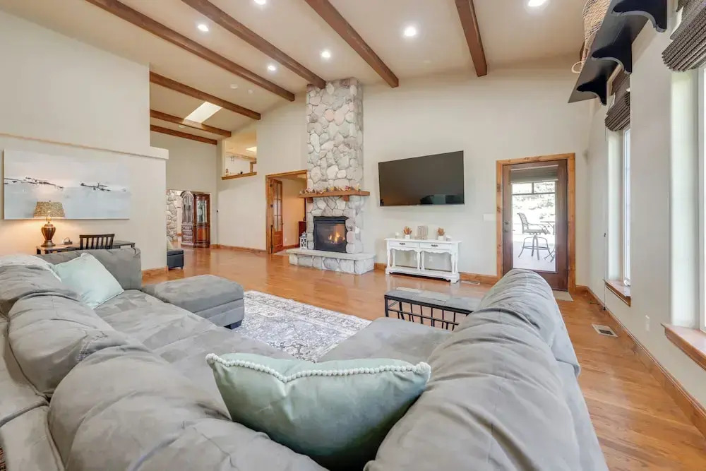 Loveland Peaks Retreat: Family Home 3 Mi to Dtwn!