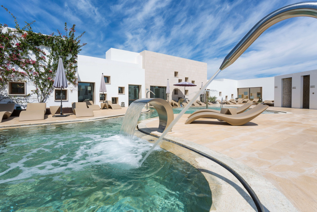 Курортный отель Grand Palladium White Island and Spa - All Inclusive