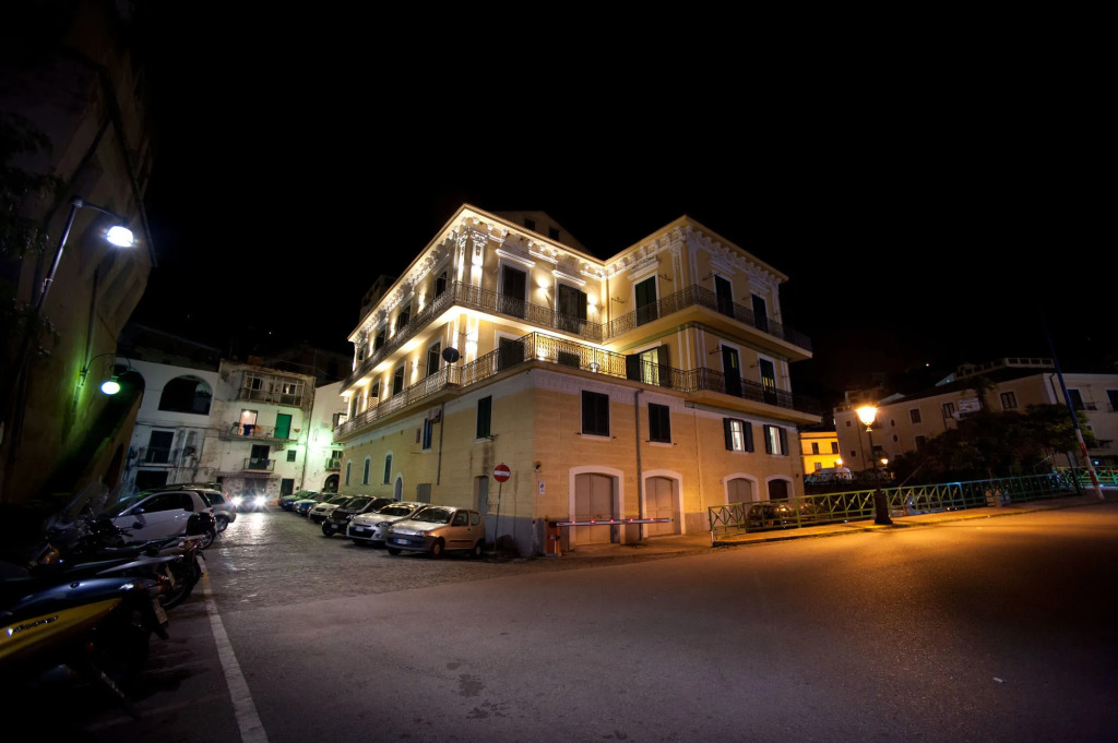 Palazzo Della Monica - Amami Collection