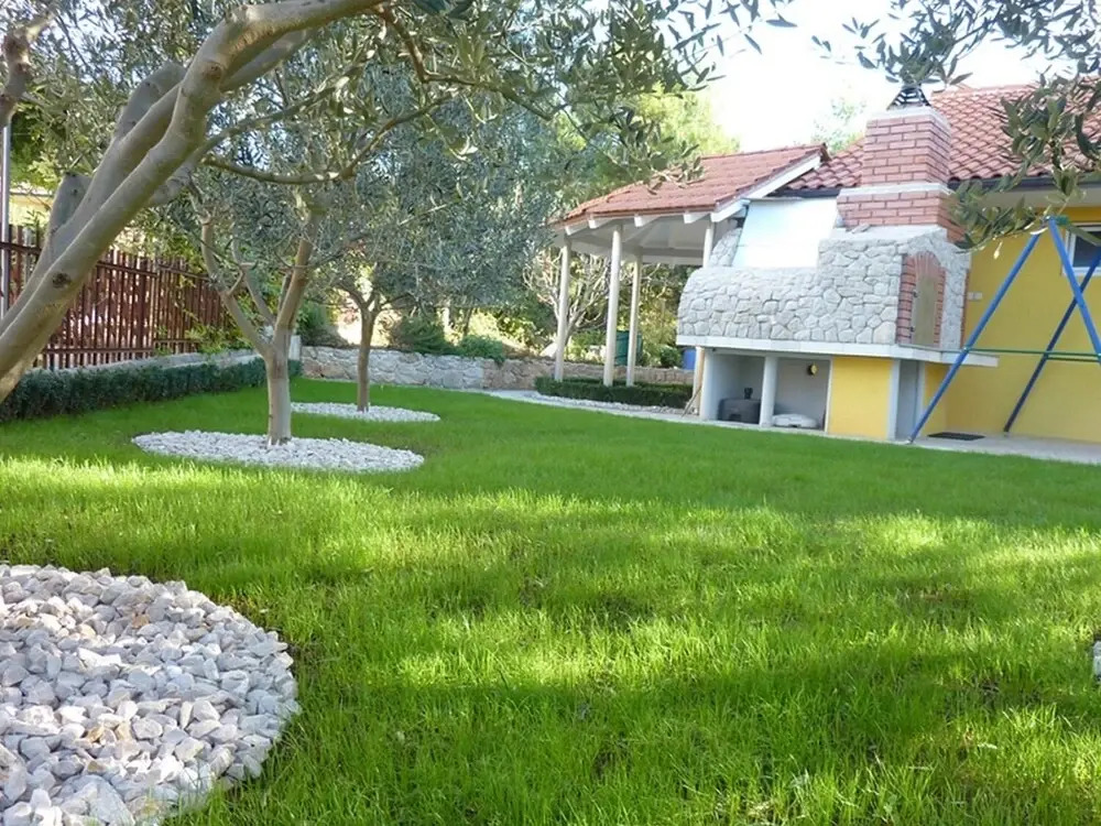 Amalia - Family Friendly With Parking - A1 Gabi
