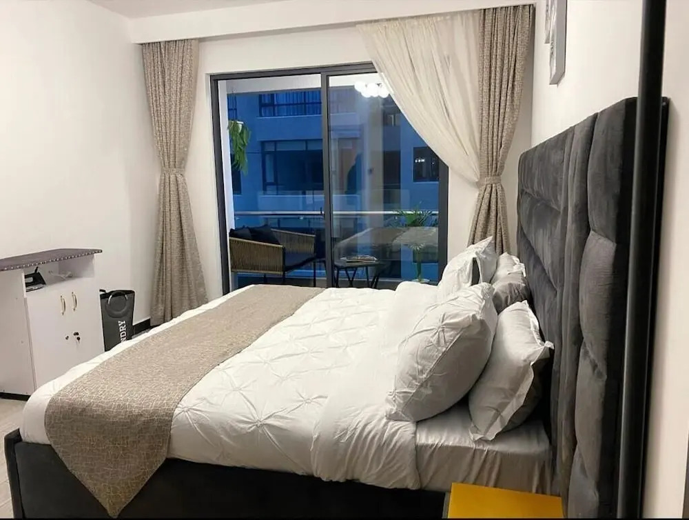 Lux Suites Staroot Apartments Kilimani