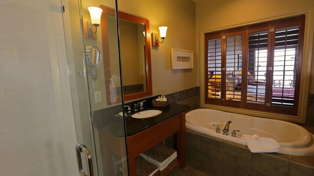 Long Beach Lodge Resort