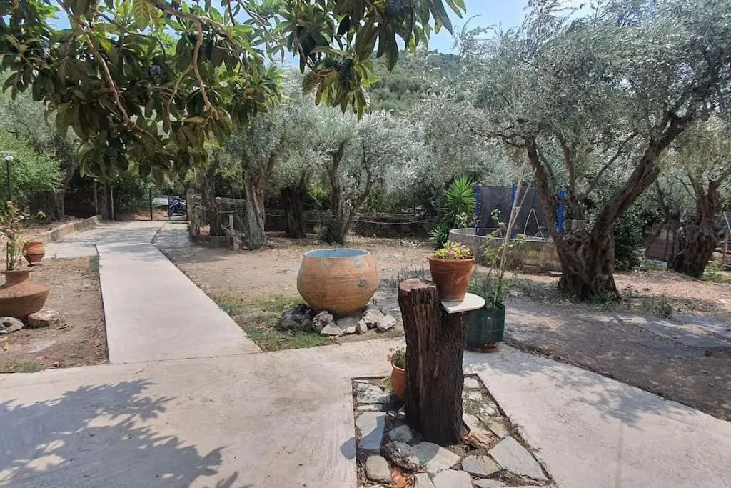 Cheerful 3 bedroom house with open fireplace