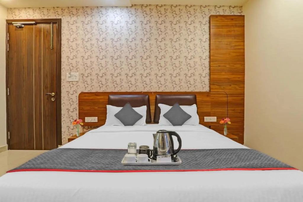 OYO Townhouse 1085 Hotel A Residency