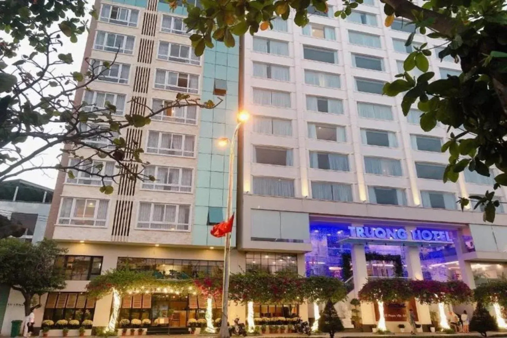 Truong Hotel