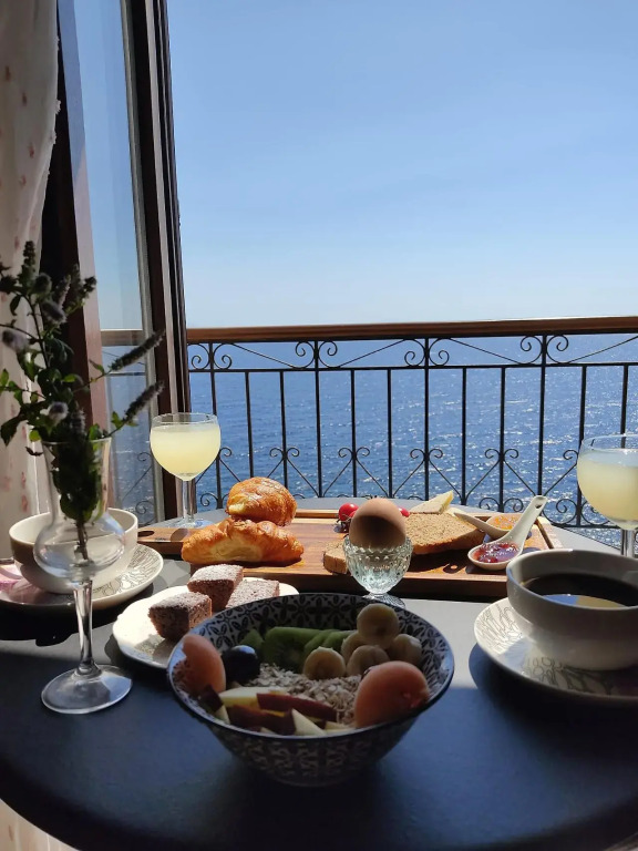 Arion Syros Luxury Rooms and Suites