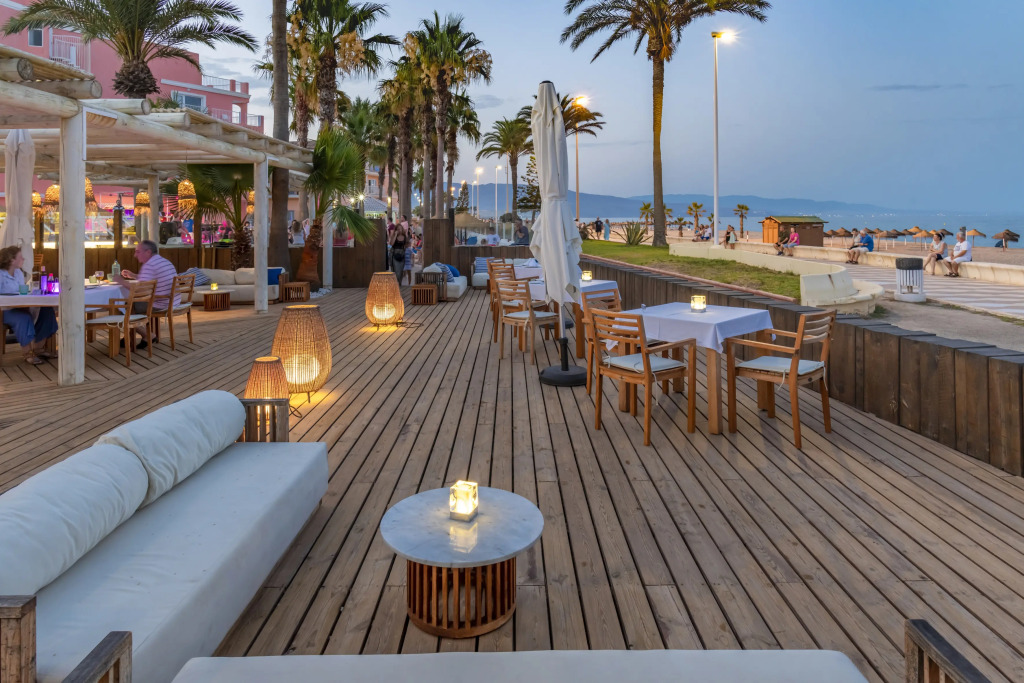 Mediterraneo Bay Hotel & Resort