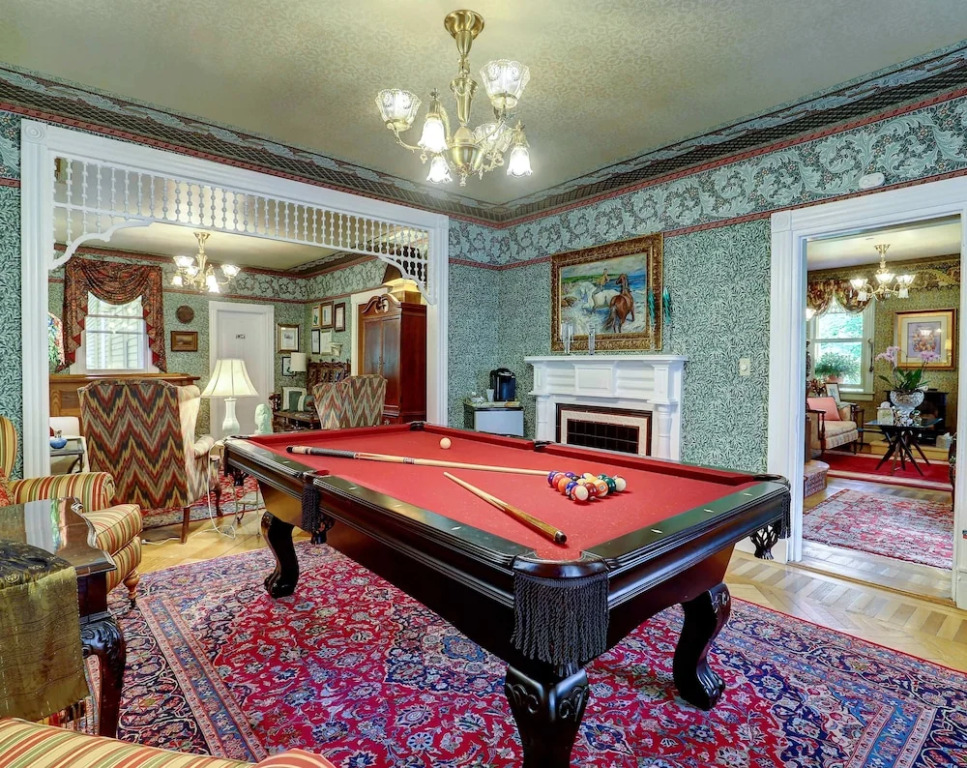 Fairlawn Inn